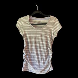 Liz Lange Maternity Short
Sleeve Ruched Side Shirt Gray & White Stripes.